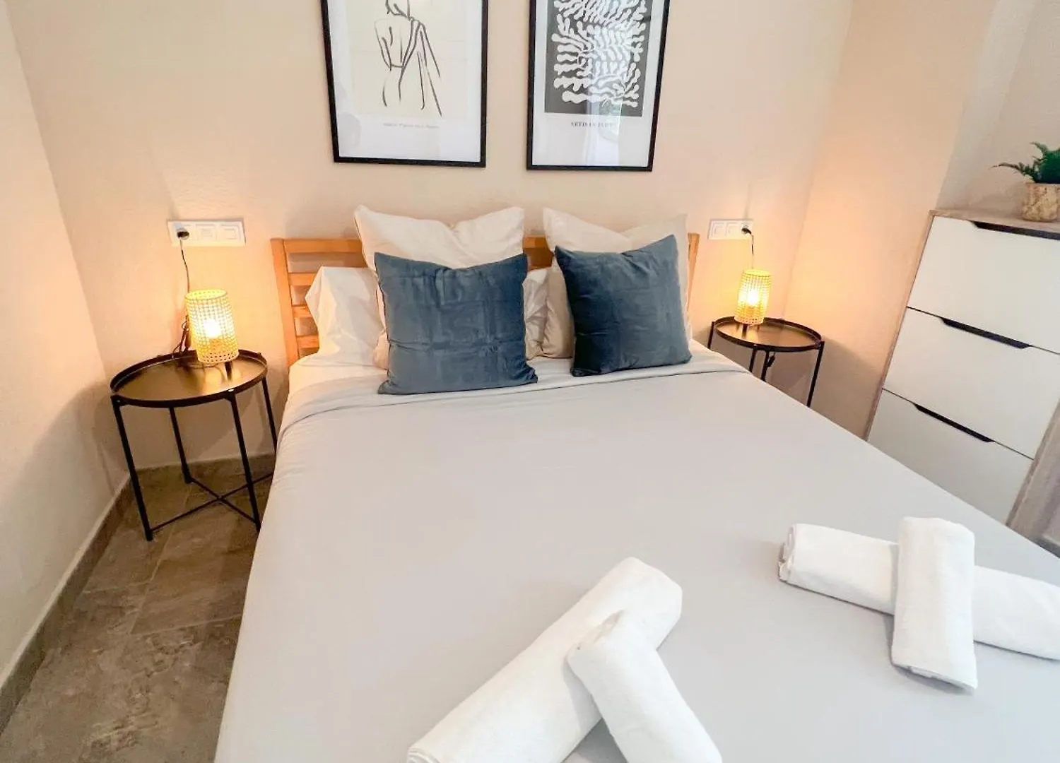 Cozy & Sunny Carihuela Park Apartment Torremolinos