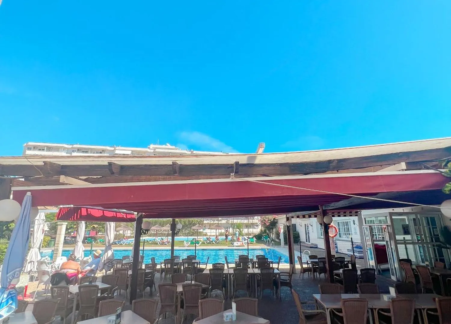 Cozy & Sunny Carihuela Park Apartment Torremolinos